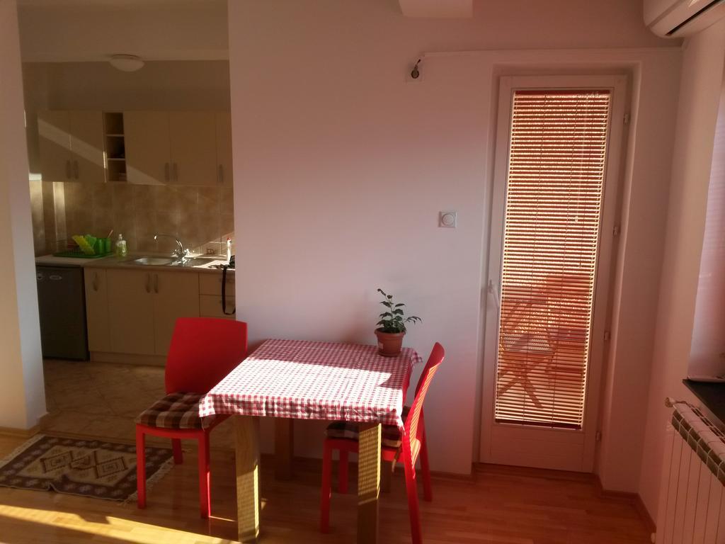 Risto'S Apartment سكوبجي المظهر الخارجي الصورة