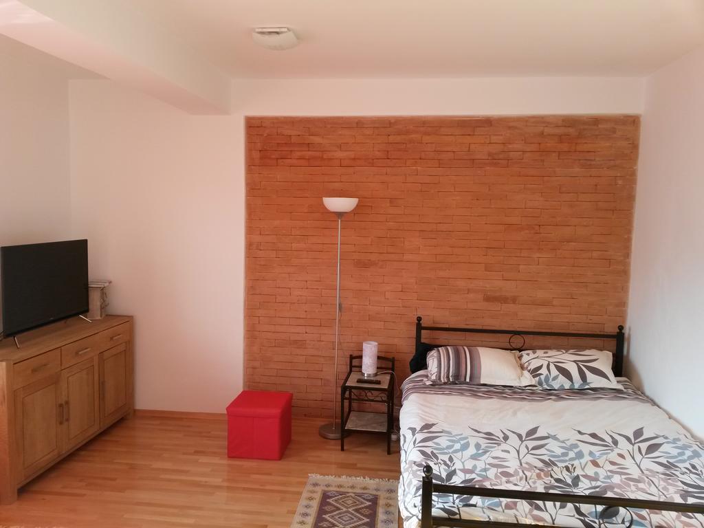 Risto'S Apartment سكوبجي المظهر الخارجي الصورة